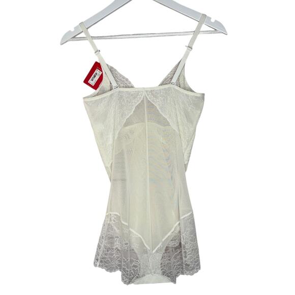 NWT SPANX Shape Clean White Bodysuit Lace Shaping Bodice Size Large - Picture 7 of 11